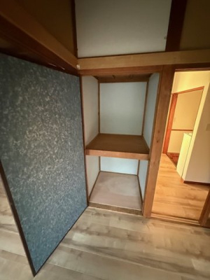 【収納】 | ひかり荘 | 押入れ②