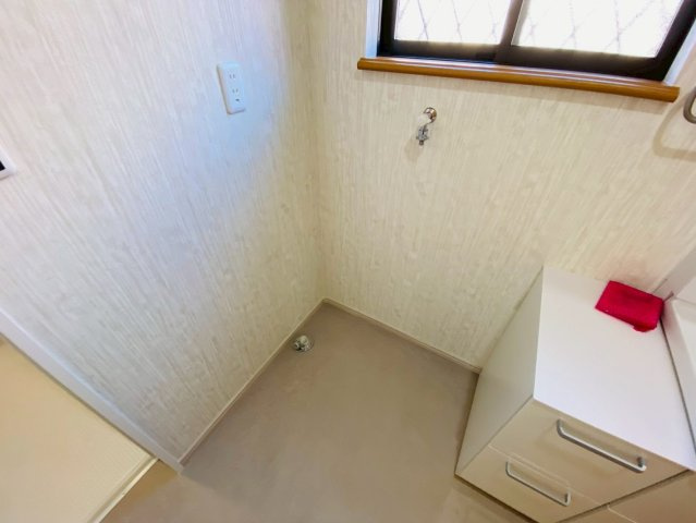 ふじき野３丁目　中古戸建てのランドリースペース