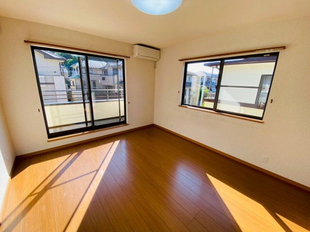 ふじき野３丁目　中古戸建ての洋室