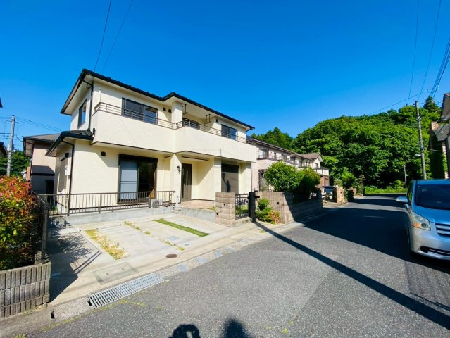ふじき野３丁目　中古戸建ての駐車場