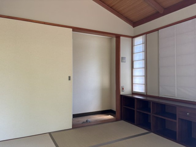 【居間・リビング】 | 西宮市甲陽園目神山町　中古戸建