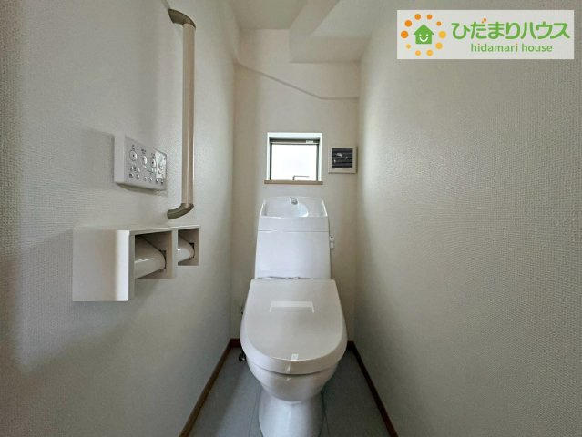 ひたちなか市相金町　新築戸建　A号棟のトイレ|トイレは1F、2F共に完備！取り合いになることがありませんね(^^)/