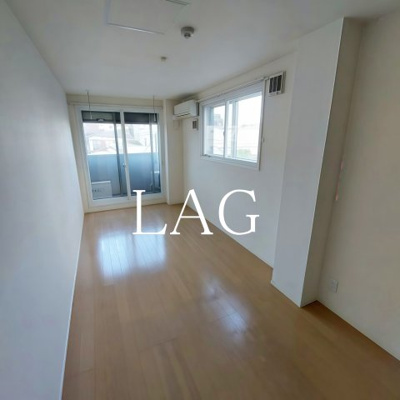 【居間・リビング】 | ＬａＬａＬａ　Ｊｏｙ | 洋室のお部屋です。