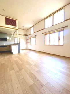 【居間・リビング】 | 茂原市六ツ野　中古戸建 | 内外装リフォーム済み令和8年4月 オール電化 上下水 カーポート2台 スーパーナリタヤ徒歩約22分