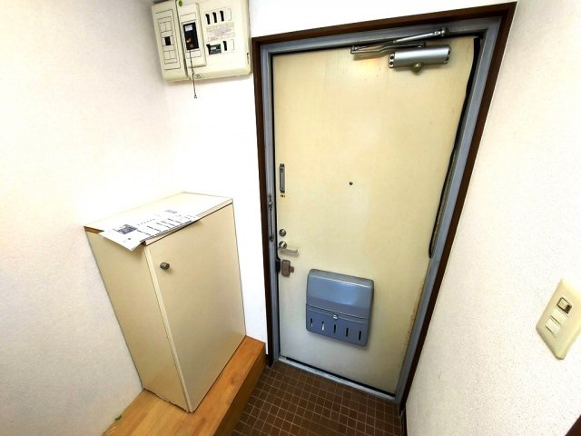 サンヒル南小池の玄関