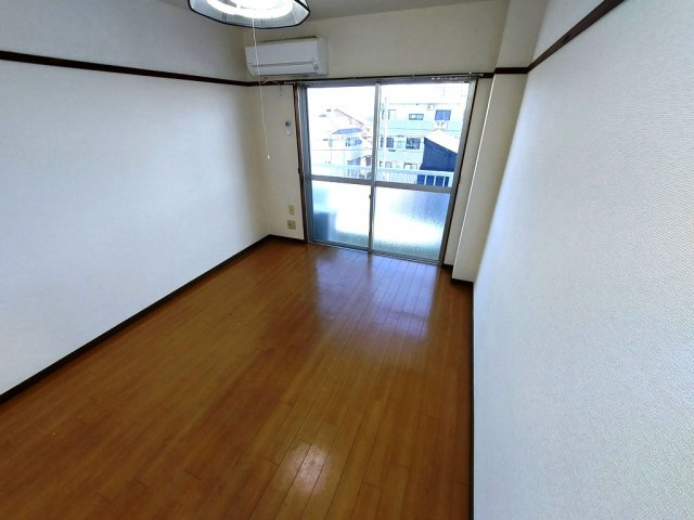 サンヒル南小池の居間・リビング