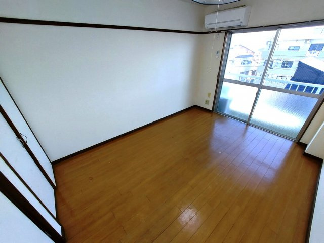 サンヒル南小池の居間・リビング