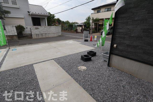《仲介手数料無料》久喜市野久喜395新築一戸建てリガーレの駐車場