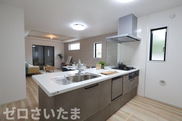 《仲介手数料無料》久喜市野久喜395新築一戸建てリガーレのキッチン