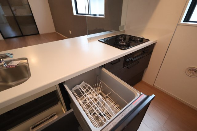 《仲介手数料無料》久喜市野久喜395新築一戸建てリガーレのキッチン