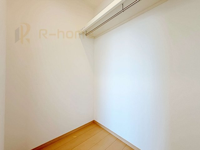 ひたちなか市相金町　新築戸建て　A号棟の収納|人気のウォークインクローゼット！アウター類はもちろん、季節ものや寝具も収納できます！