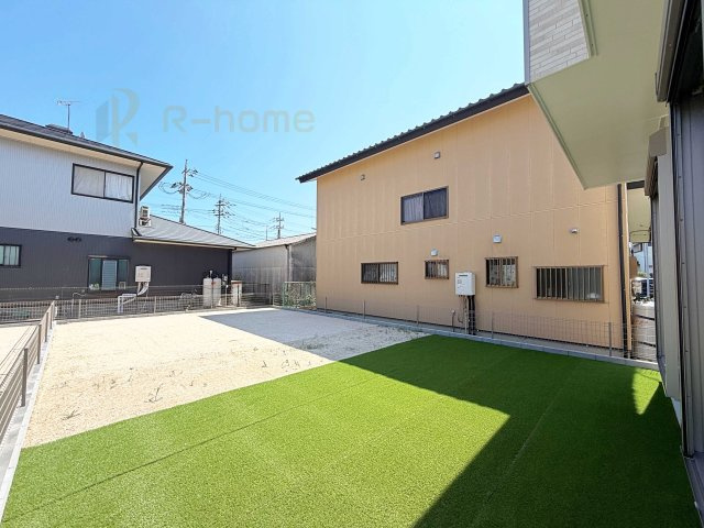 ひたちなか市相金町　新築戸建て　A号棟の庭|広々とした日当たりの良いお庭！お子様の遊び場などお家時間を満喫♪