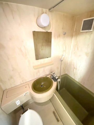 【洗面所】