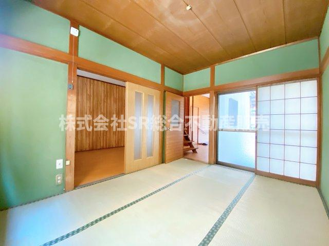 中石切町5丁目中古戸建の和室|和室があると、家にあたたかい雰囲気が生まれます