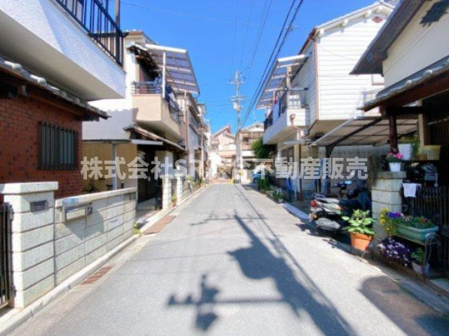 中石切町5丁目中古戸建の前面道路含む現地写真|前面道路含む現地写真です