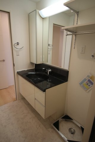 桜山パレスの洗面所|★室内洗濯機置き場