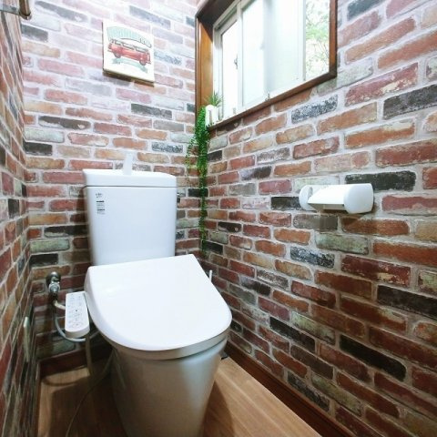 赤崎町戸建てのトイレ