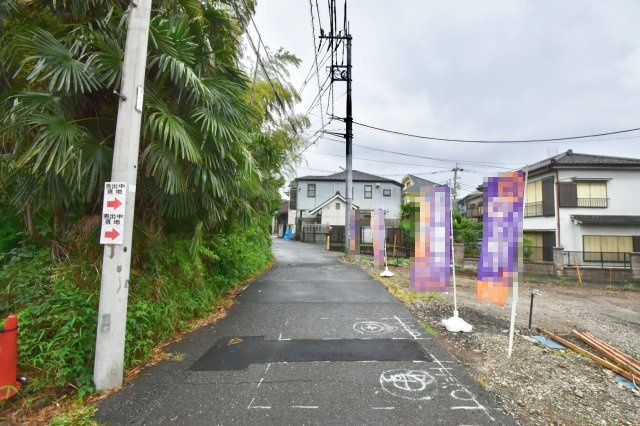 板橋区西台2丁目　新築戸建　全3棟の前面道路含む現地写真|2026.05.21撮影

現地ご見学希望・資料請求などお気軽にお問い合わせ下さい！
03-5990-5201