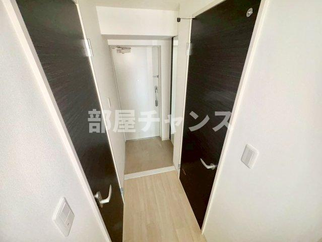 ルナ クレシエンテの玄関