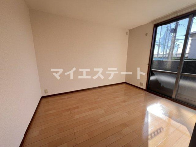 【寝室】 | グリーンゲイトⅠ | 反転間取り部屋写真使用
