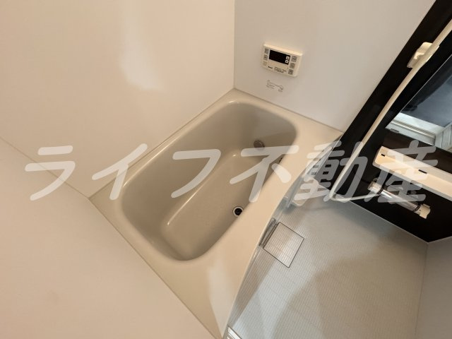  Attic宝持の浴室|ゆったり過ごせるお風呂です
