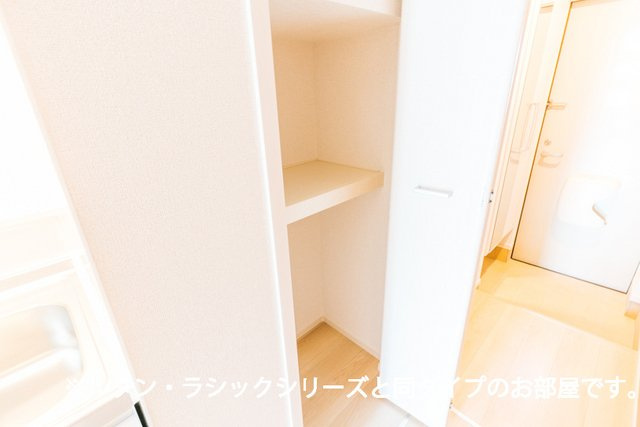 プラシード　カーサ　Bの玄関|未完成の為イメージ写真です。