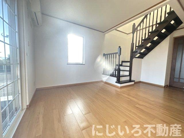 コーポリンクス2の居間・リビング