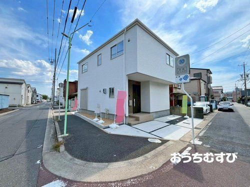 北区六が池町(全1棟)1号棟の前面道路含む現地写真