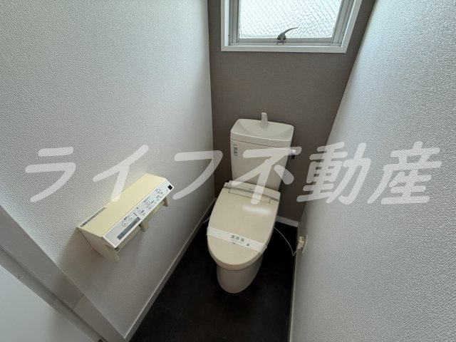 SAKURABASE東大阪のトイレ|ゆったりとした空間のトイレです