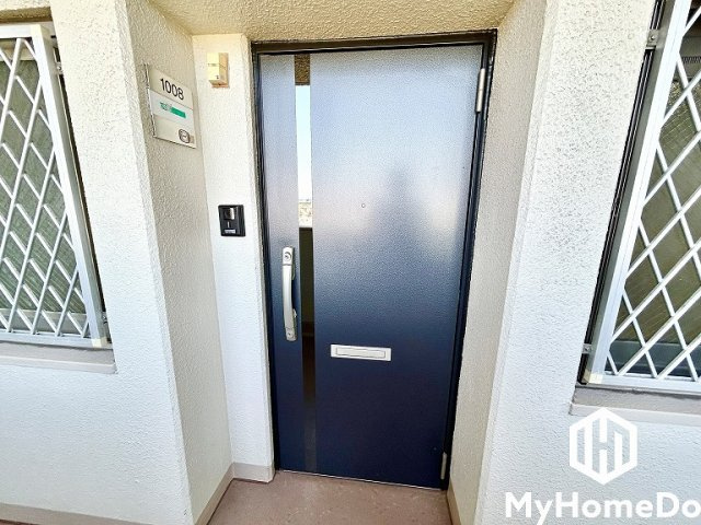 三井大曽根ハイツの玄関|洗練されたデザインの玄関スペース！上質な空間演出でお出迎え、住まいの第一印象を美しく。