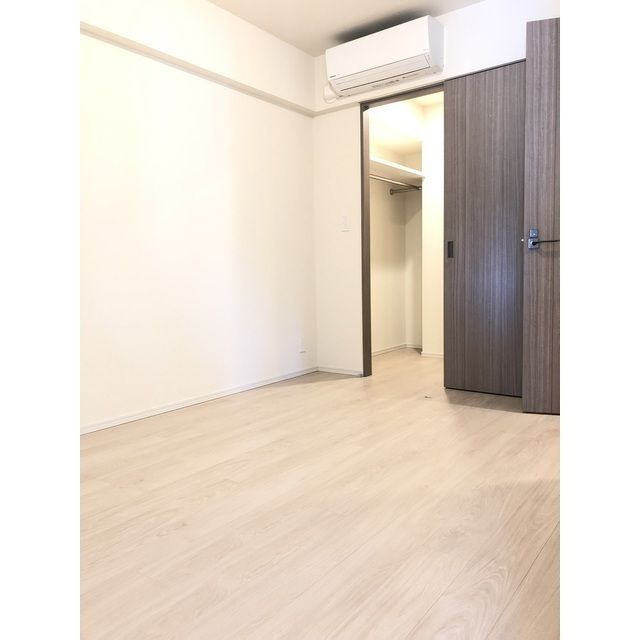 クレヴィア新宿若松町の居間・リビング