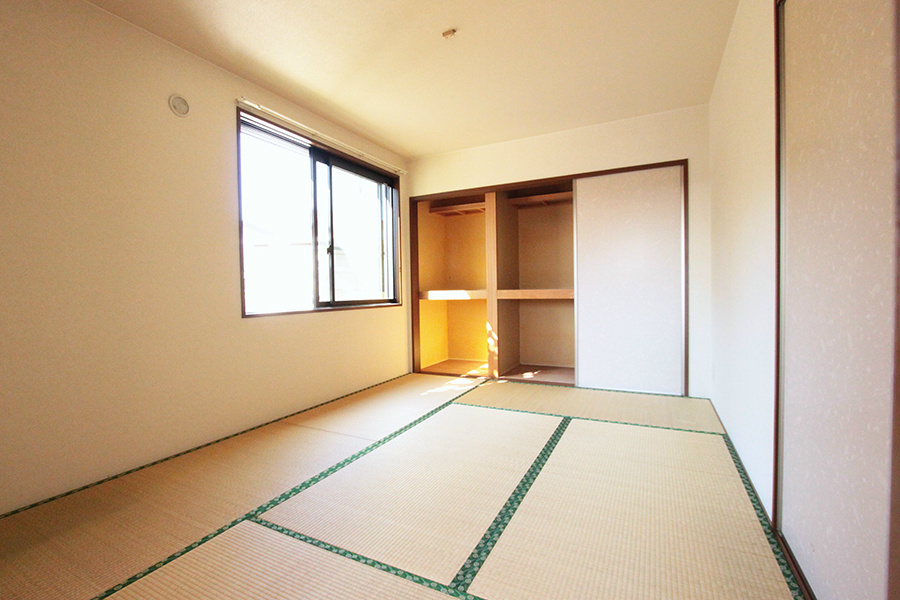 マルベリーBの寝室|※リフォーム中の為、別部屋写真