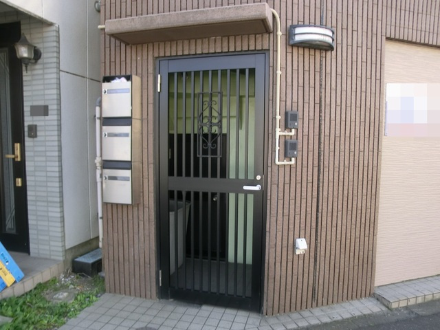 江戸川区西小岩１丁目の賃貸マンションのエントランス|エントランススペース。