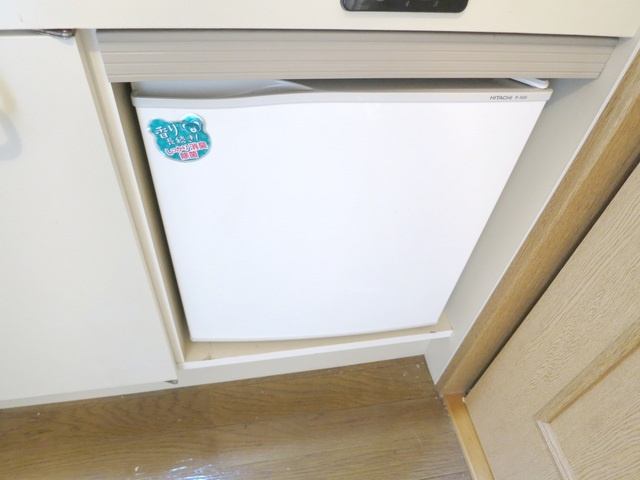 江戸川区西小岩１丁目の賃貸マンションの設備|キッチンに嬉しい冷蔵庫付きです♪