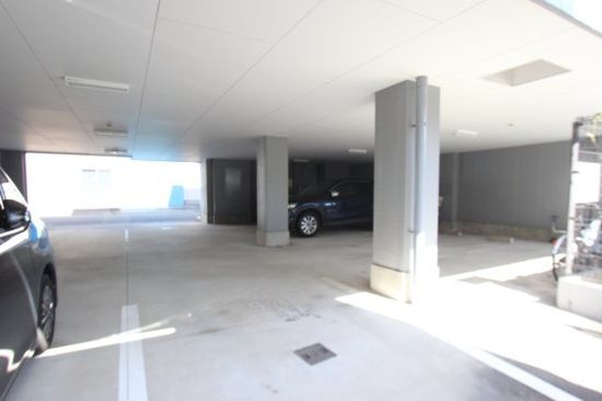 エスペラール遠若の駐車場|駐車スペースもあります