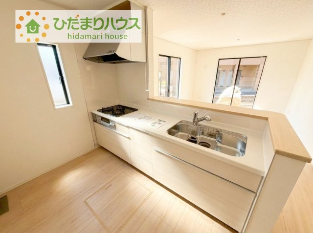 【キッチン】 | 土浦市神立東第5　新築戸建　2号棟 | 料理をしながらでも、ご家族との会話を楽しめる対面式キッチン♪