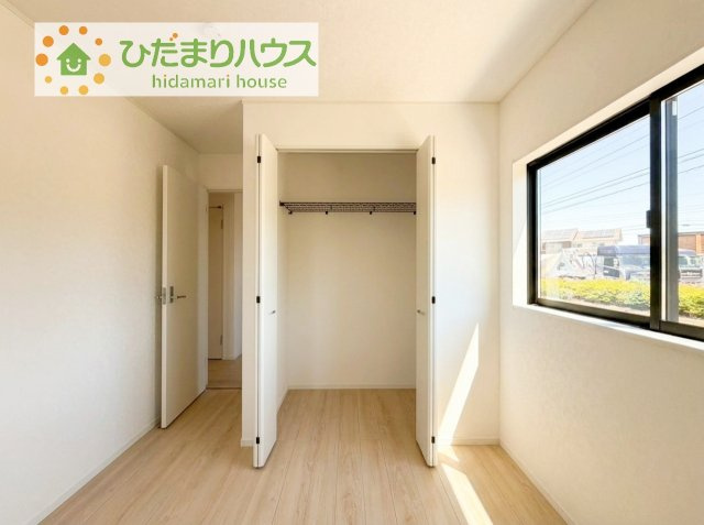 【収納】 | 土浦市神立東第5　新築戸建　2号棟 | ハンガーパイプ付でお洋服の出し入れもラクラクです！