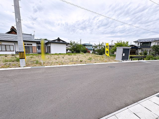 【建築条件付き売地】　会津若松市一箕町　一箕小・一箕中の外観