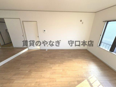 【居間・リビング】 | シャルムハイツ