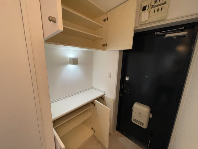 夙川アネックスIの玄関
