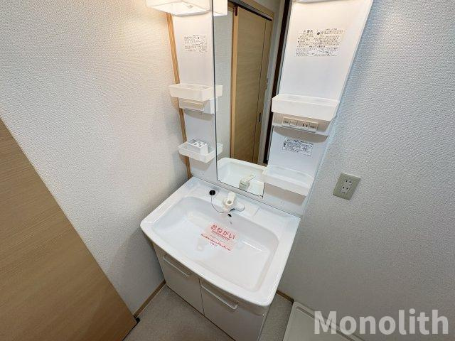 ファミーユ津久野の洗面所