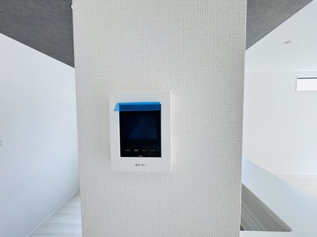 松戸市六高台４丁目新築戸建【六実小学校:2分】のセキュリティ|来客時も安心のTVモニター付きインターフォン