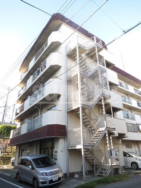 メゾン高木の外観|見栄えの良い外観です☆