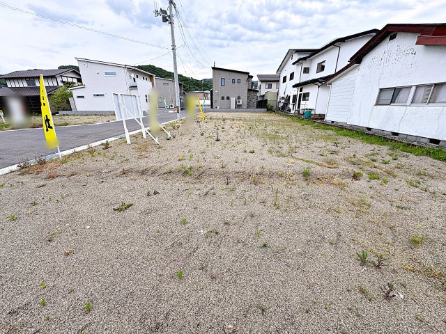 【建築条件付き売地】　会津若松市一箕町　一箕小・一箕中の外観
