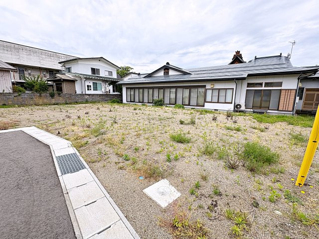 【建築条件付き売地】　会津若松市一箕町　一箕小・一箕中の外観