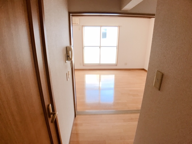 プラザブルーパインの内装