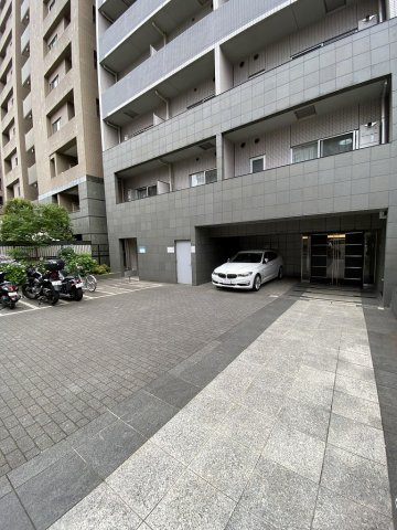 シーネクス本駒込のエントランス