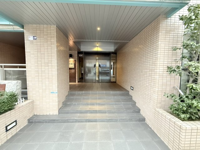 ベルメイト長居のエントランス