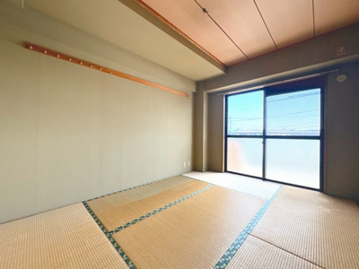 【和室】 | ホーユウパレス小机 | ◆気持ちの良い風が室内へ入り込む居室。家具を配置しても広々ご利用いただけます！！