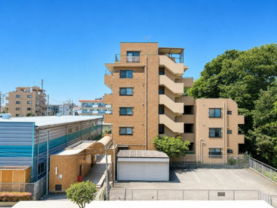 【外観】 | ホーユウパレス小机 | ◆管理体制良好なマンションです。清潔感のあるエントランスに開放感のある住環境。